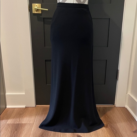 Ralph Lauren Dresses & Skirts - Ralph Lauren Classic Long Black Maxi Skirt With Pockets Size 8